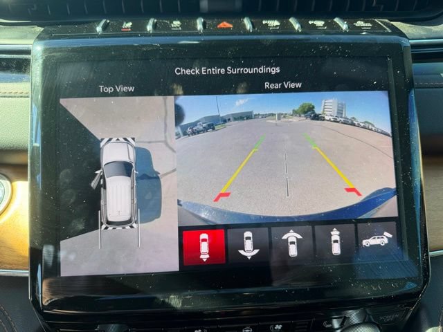Used 2024 Jeep Grand Cherokee L Summit AWD/4WD image 18
