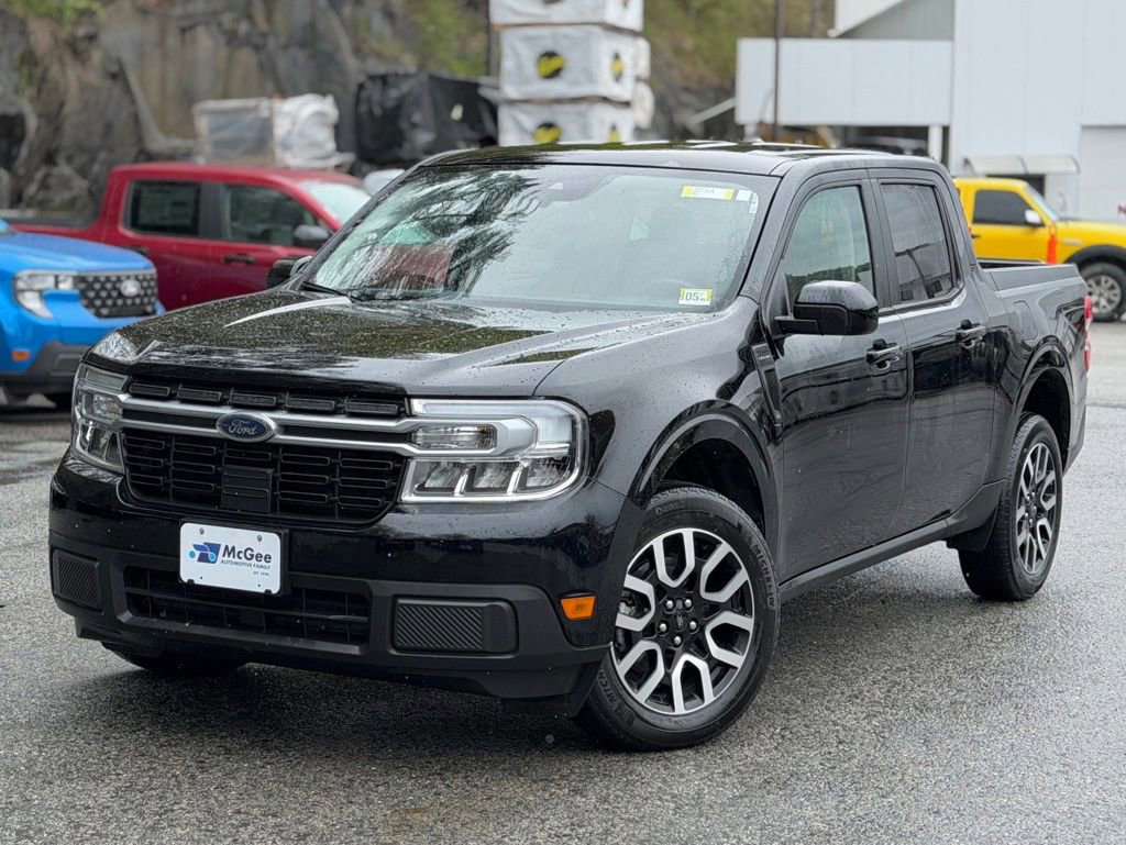 Certified 2024 Ford Maverick Lariat FWD image 1