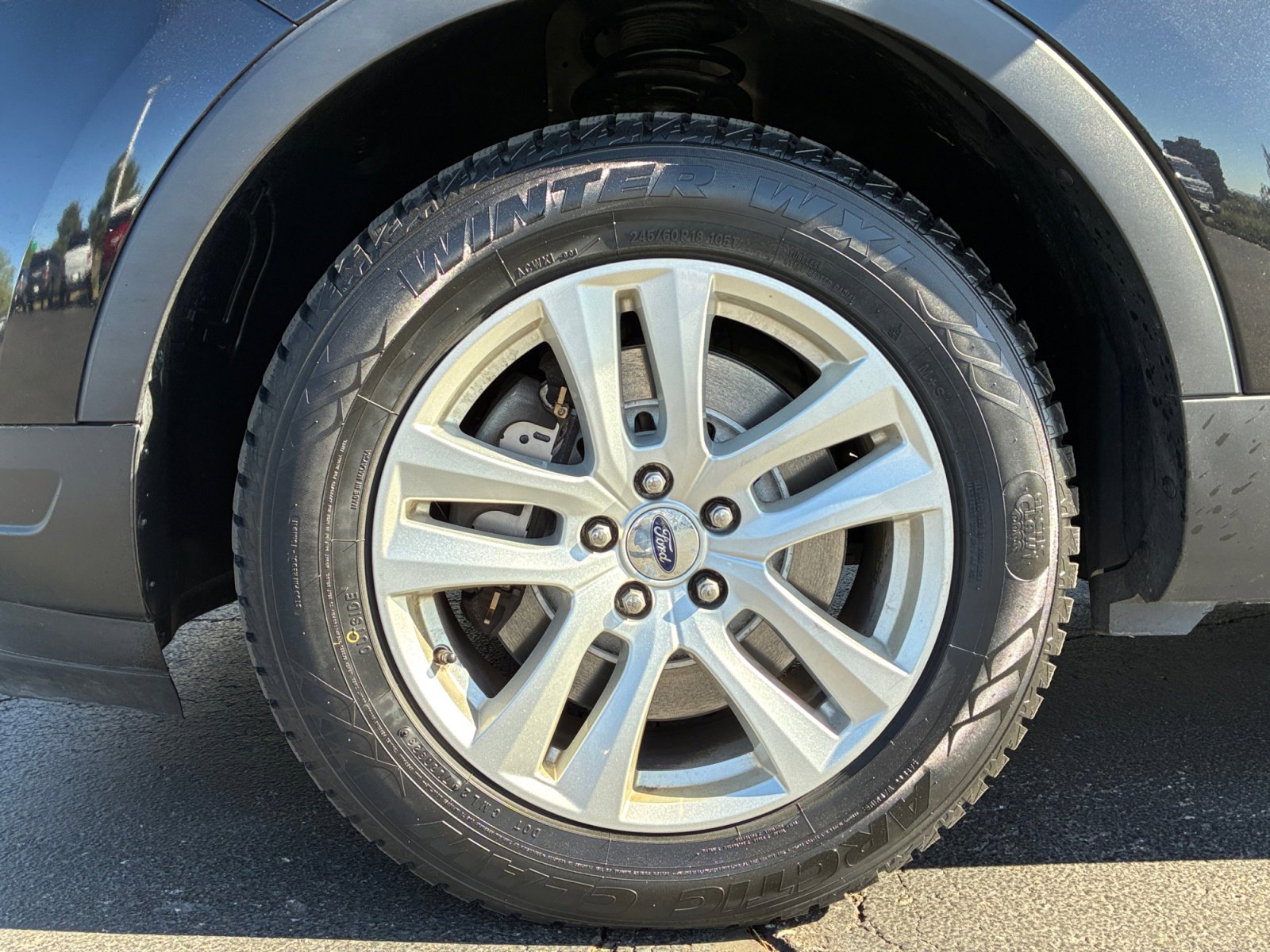 Certified 2019 Ford Explorer XLT w/ Equipment Group 202A AWD/4WD image 26