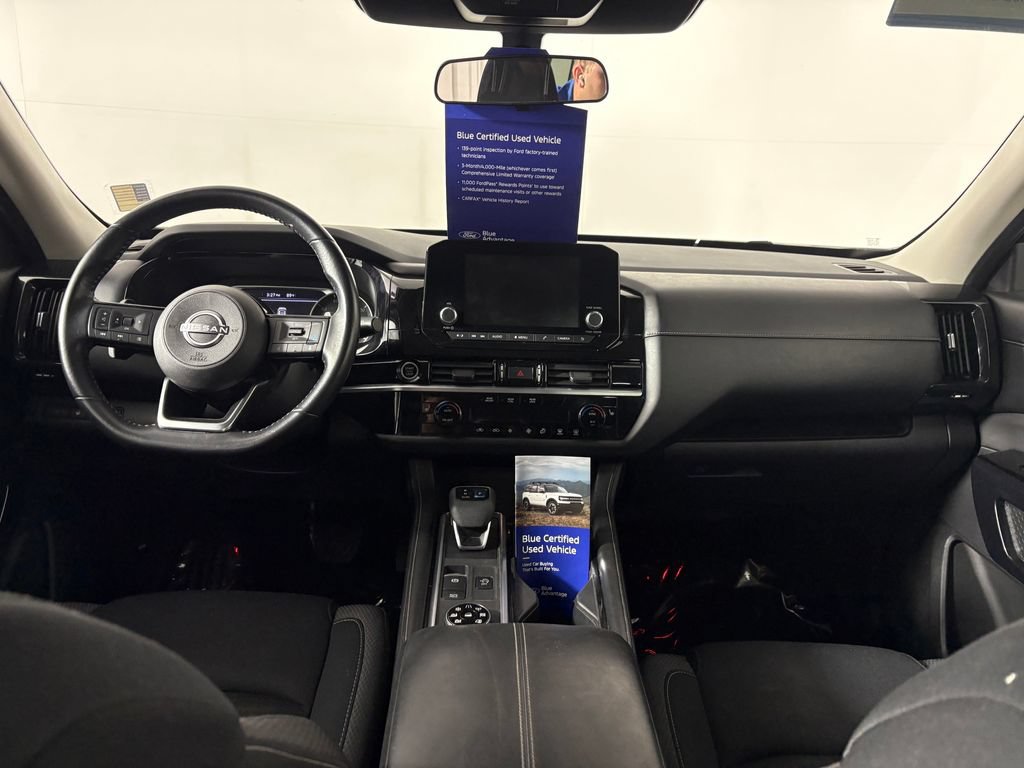 Used 2022 Nissan Pathfinder SV AWD/4WD image 27