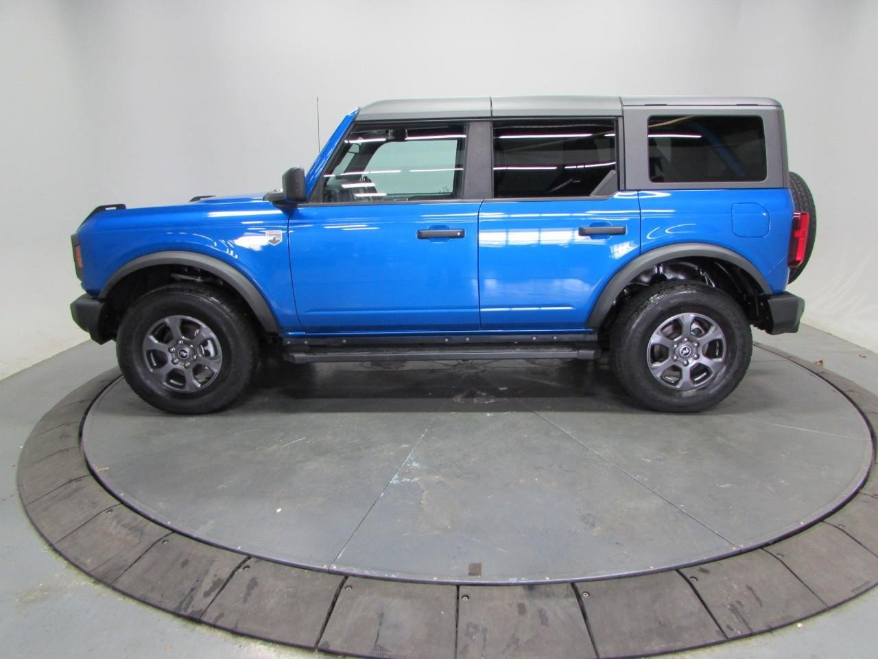 Certified 2023 Ford Bronco Big Bend AWD/4WD image 4
