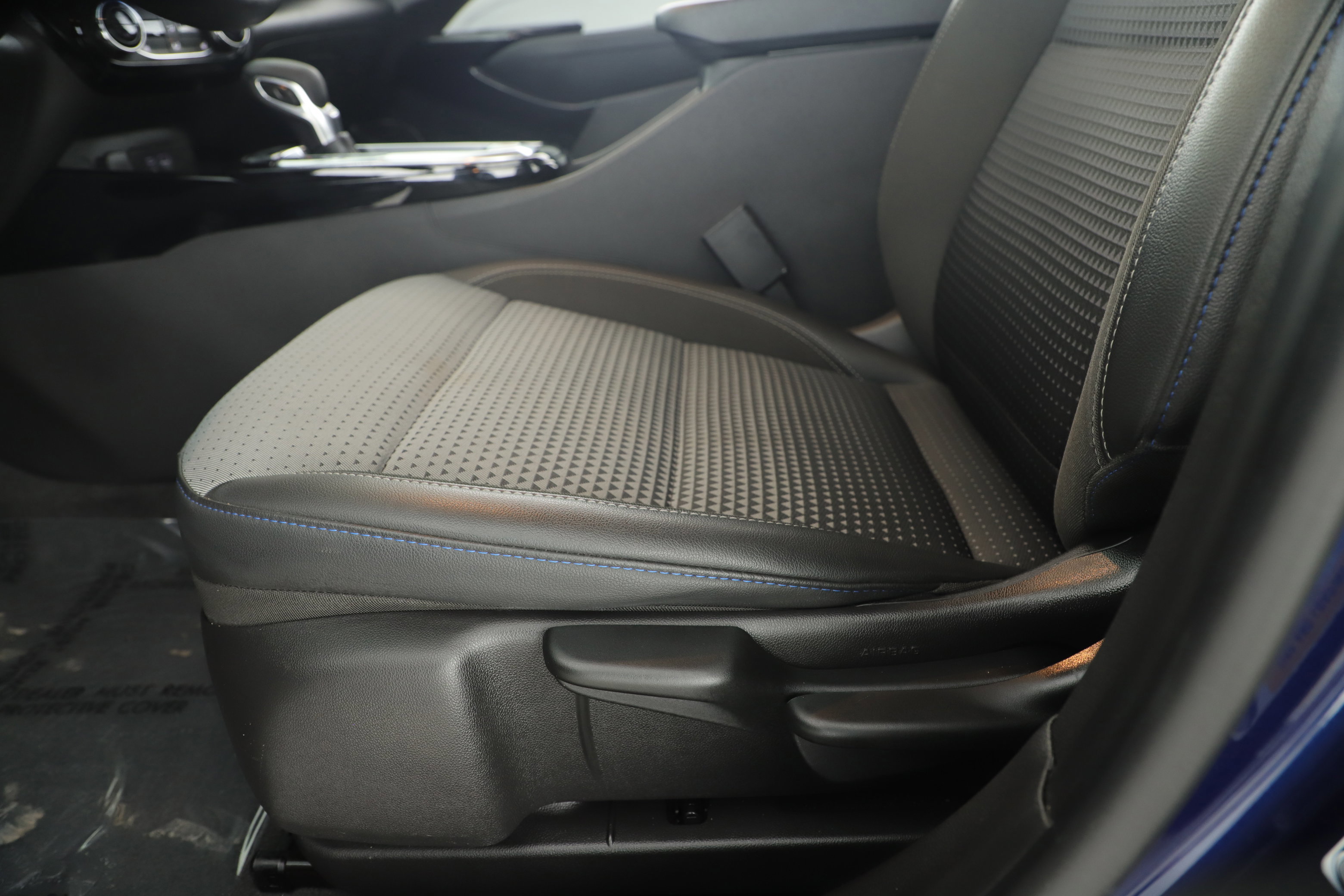 Used 2024 Chevrolet Trax LT w/ Driver Confidence Package image 10