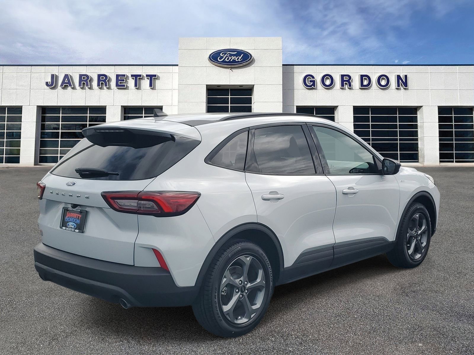 Certified 2025 Ford Escape ST-Line FWD image 4