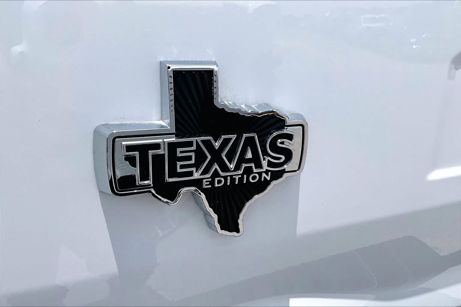 Certified 2024 Ford F150 XLT w/ Equipment Group 302A MID AWD/4WD image 29