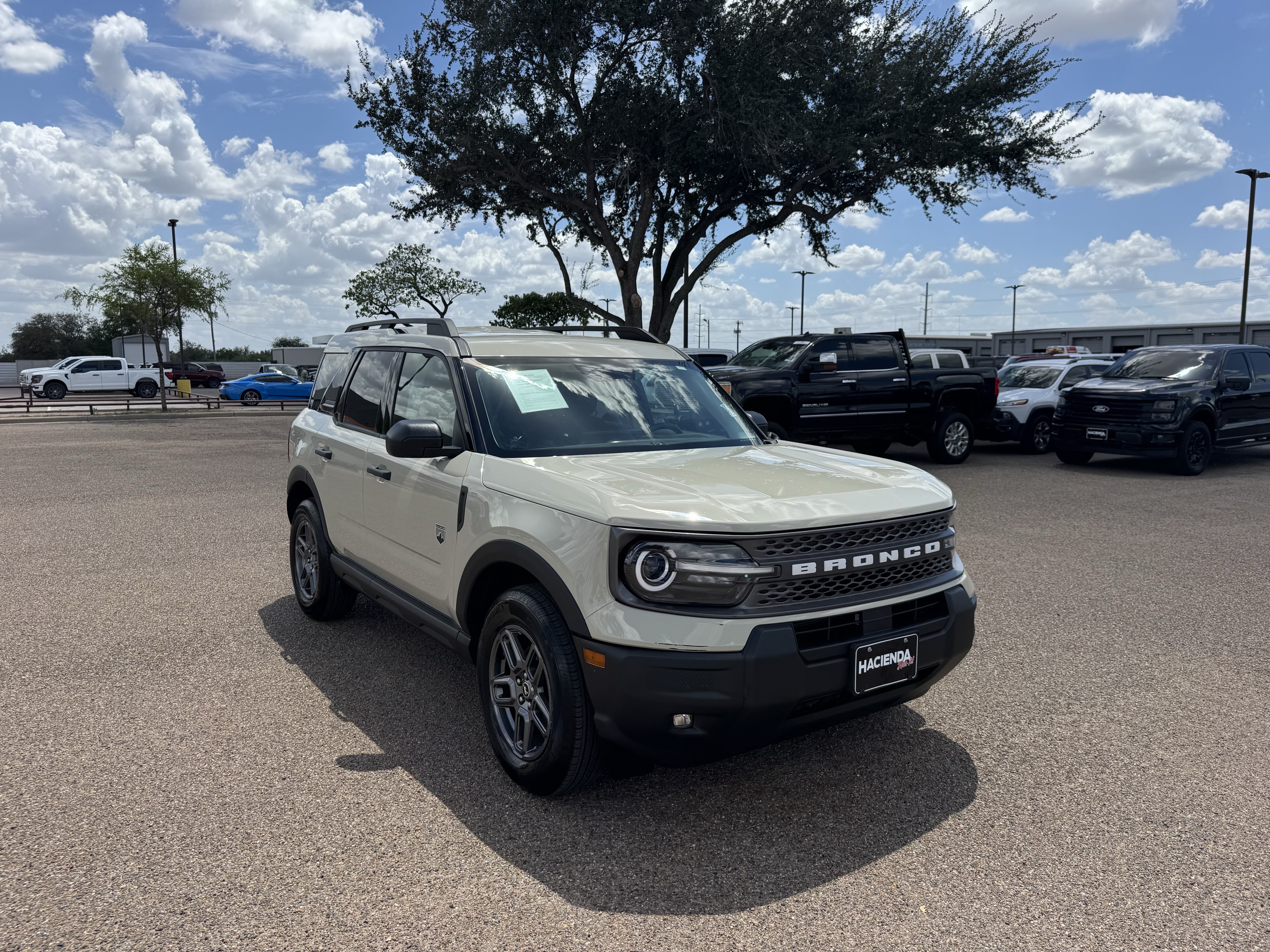 Certified 2024 Ford Bronco Sport Outer Banks w/ Tech Package AWD/4WD image 5