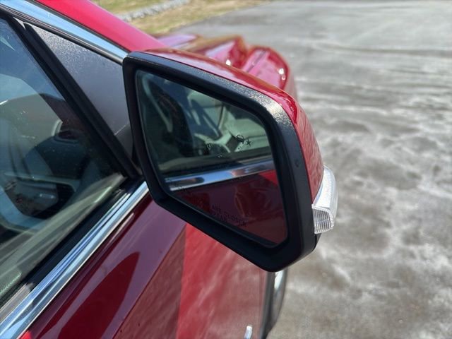 Used 2023 GMC Acadia SLT image 9