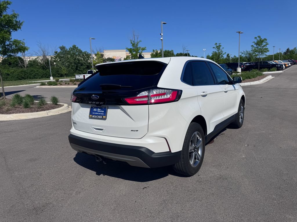 Certified 2024 Ford Edge SEL w/ Convenience Package AWD/4WD image 4