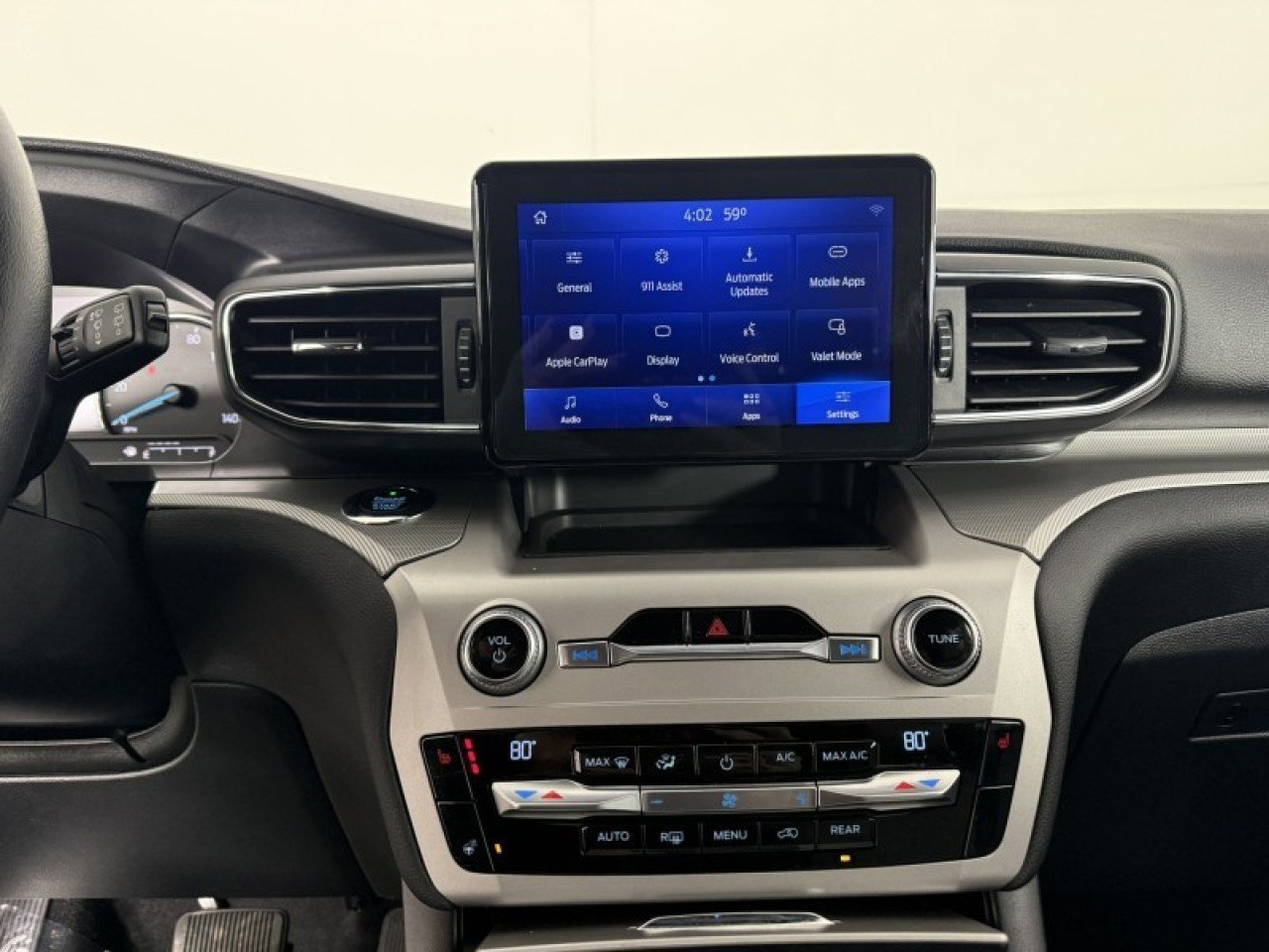 Certified 2021 Ford Explorer XLT w/ Equipment Group 202A image 18