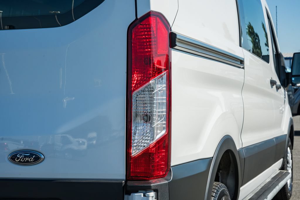 Certified 2025 Ford Transit 250 Low Roof w/ Exterior Upgrade Package RWD image 9