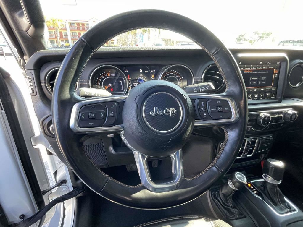 Used 2022 Jeep Gladiator Overland image 18