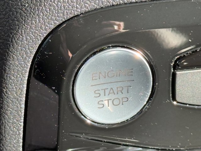 Certified 2024 Ford Escape ST-Line w/ Tech Pack #1 AWD/4WD image 16