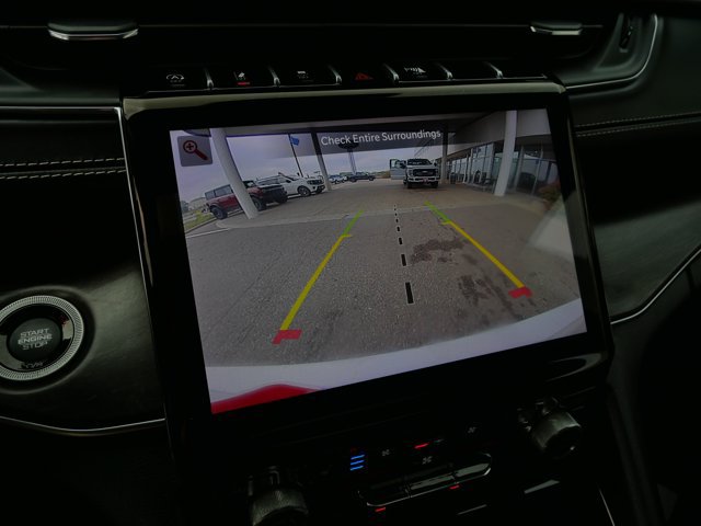 Used 2022 Jeep Grand Cherokee L Overland w/ Luxury Tech Group IV AWD/4WD image 28