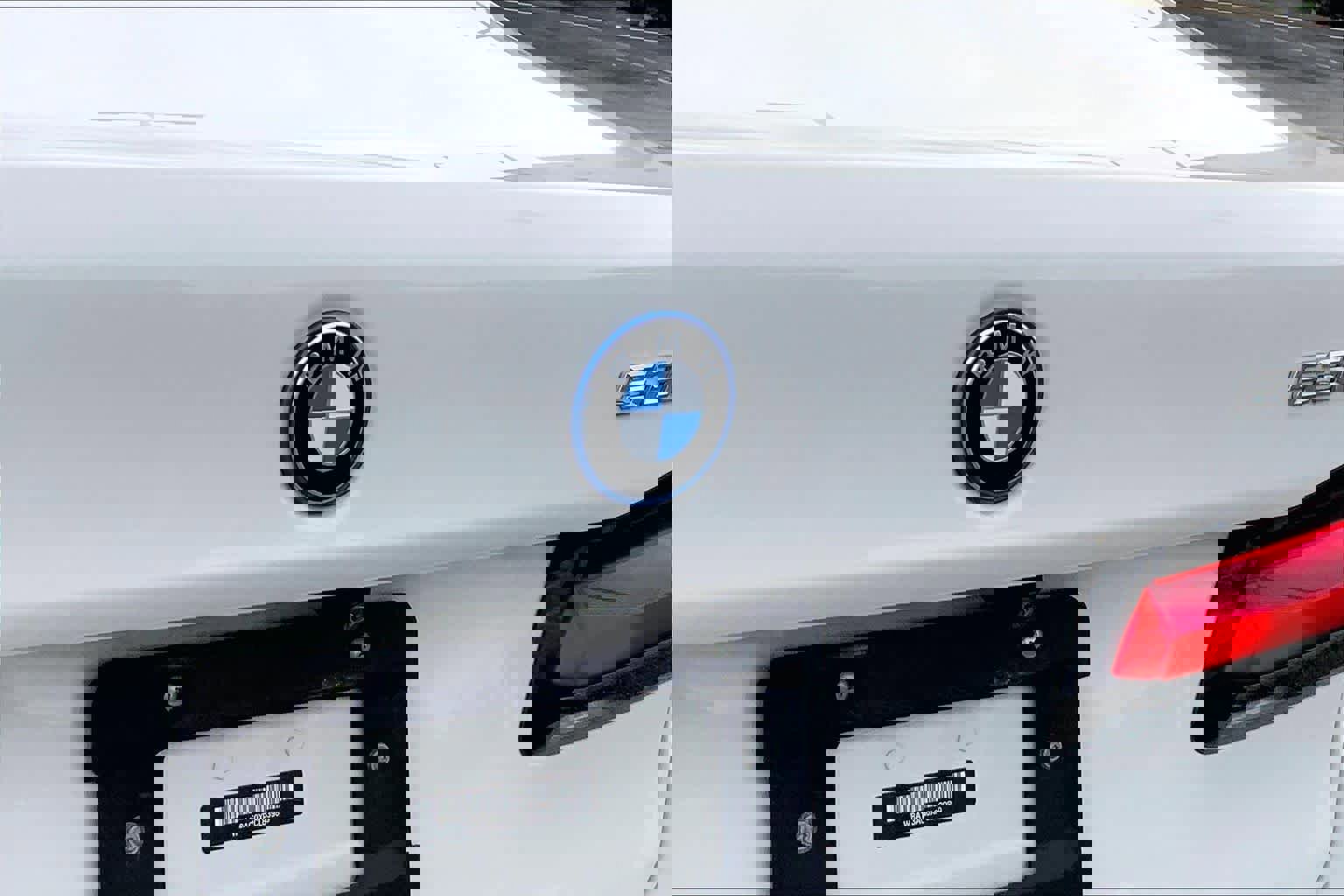 Used 2023 BMW 530e 530e image 12