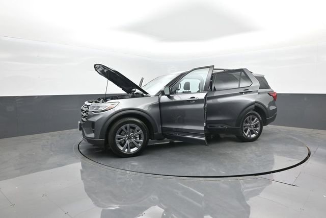 Certified 2025 Ford Explorer Active w/ Active Comfort Package AWD/4WD image 44