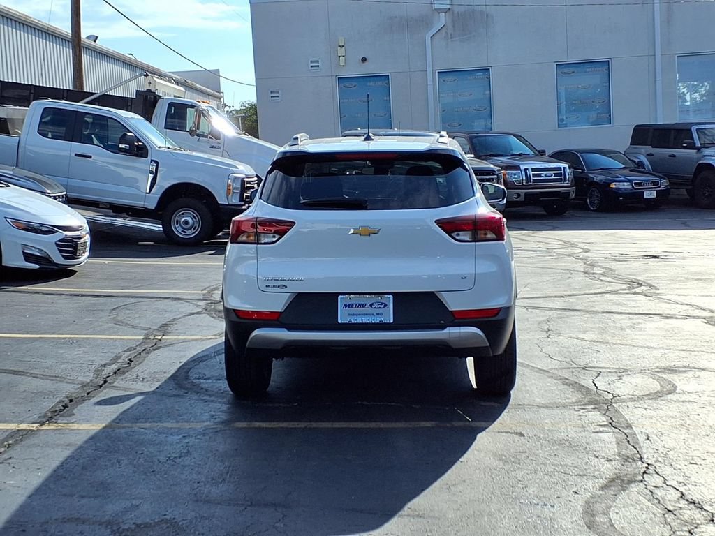 Used 2024 Chevrolet TrailBlazer LT FWD image 4