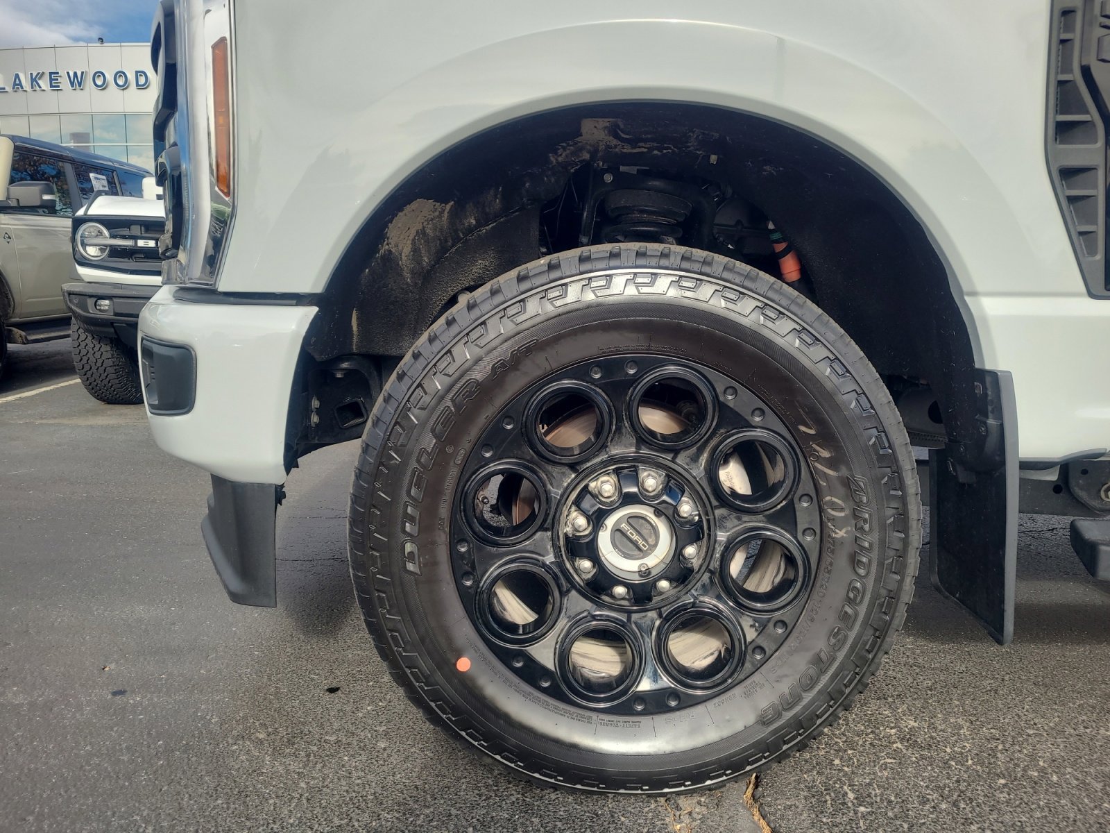 Certified 2025 Ford F350 Lariat w/ Black Appearance Package image 26