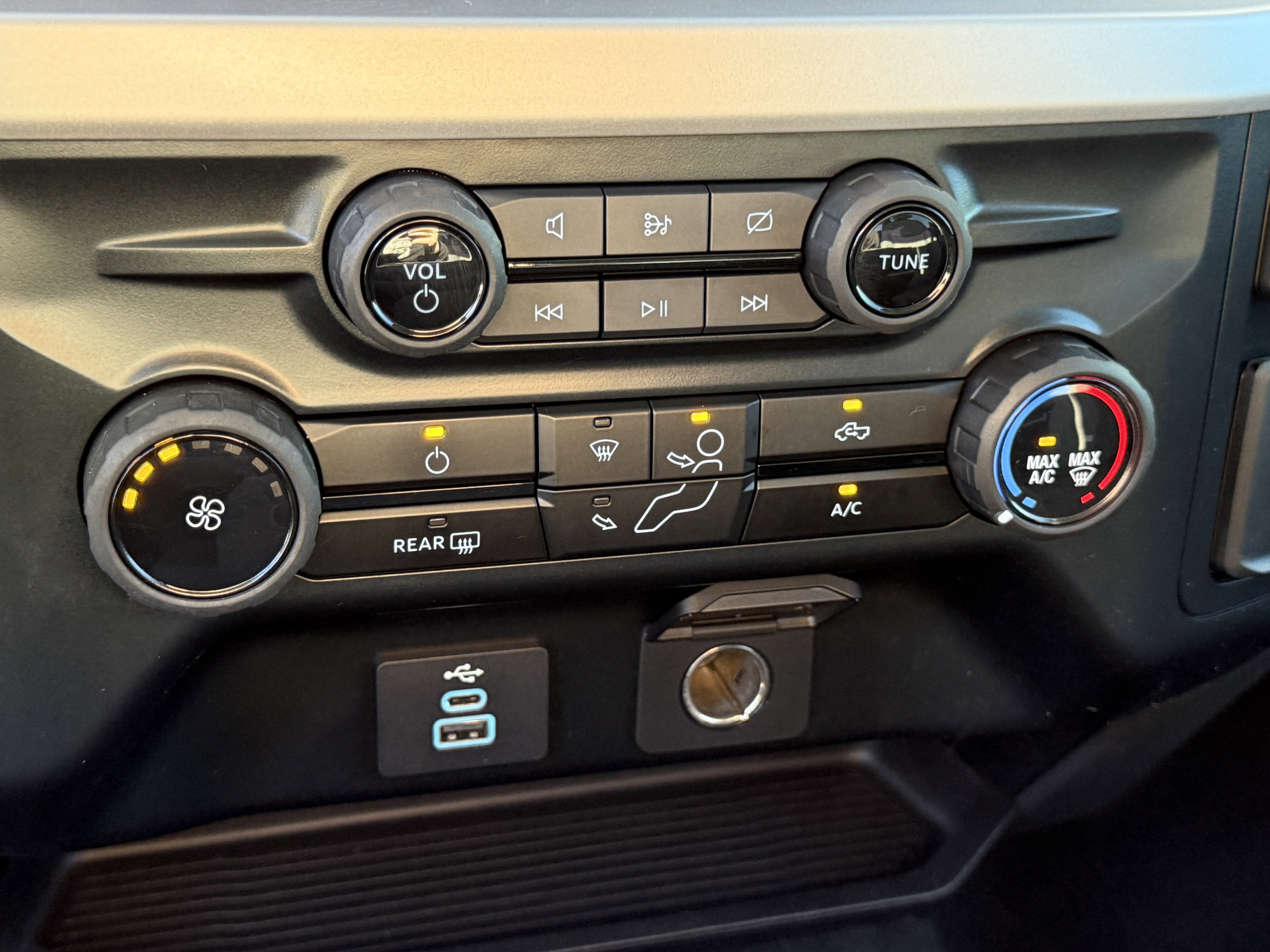 Certified 2023 Ford F250 XL w/ STX Appearance Package image 21