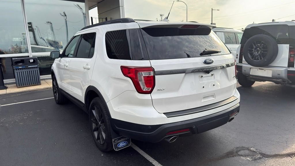 Certified 2018 Ford Explorer XLT w/ Equipment Group 202A AWD/4WD image 7
