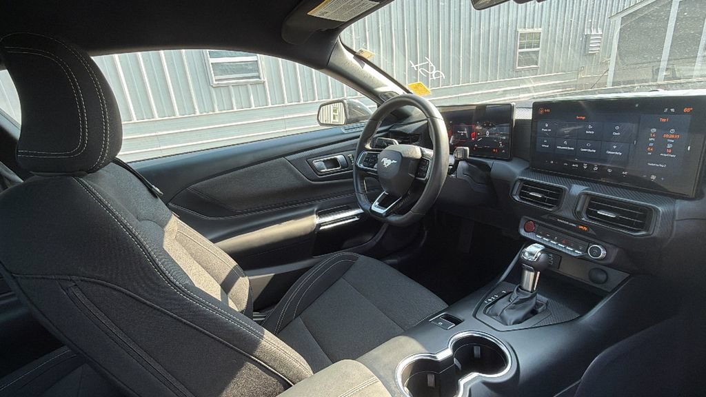 Certified 2024 Ford Mustang Coupe RWD image 28