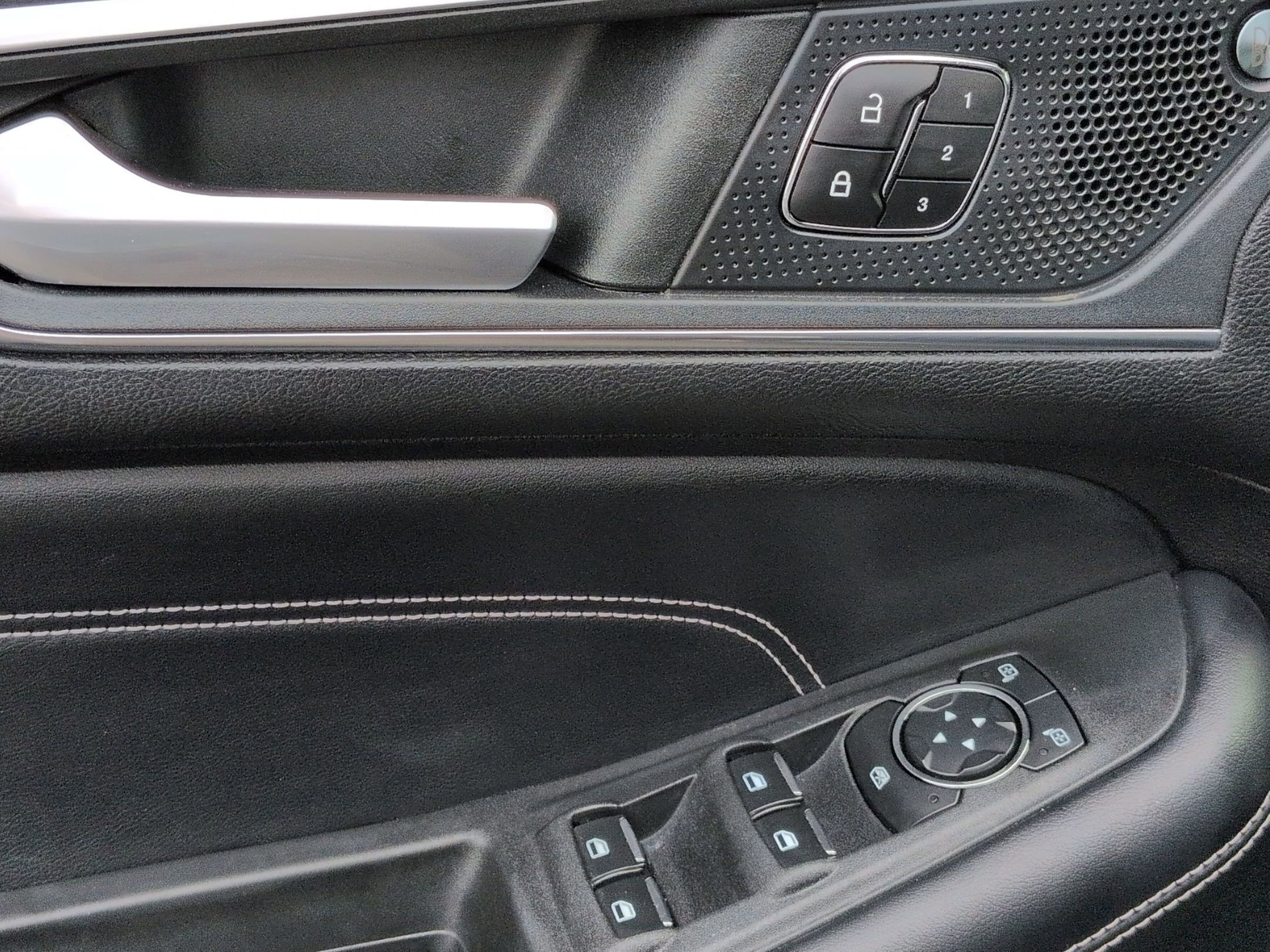 Certified 2022 Ford Edge Titanium image 13