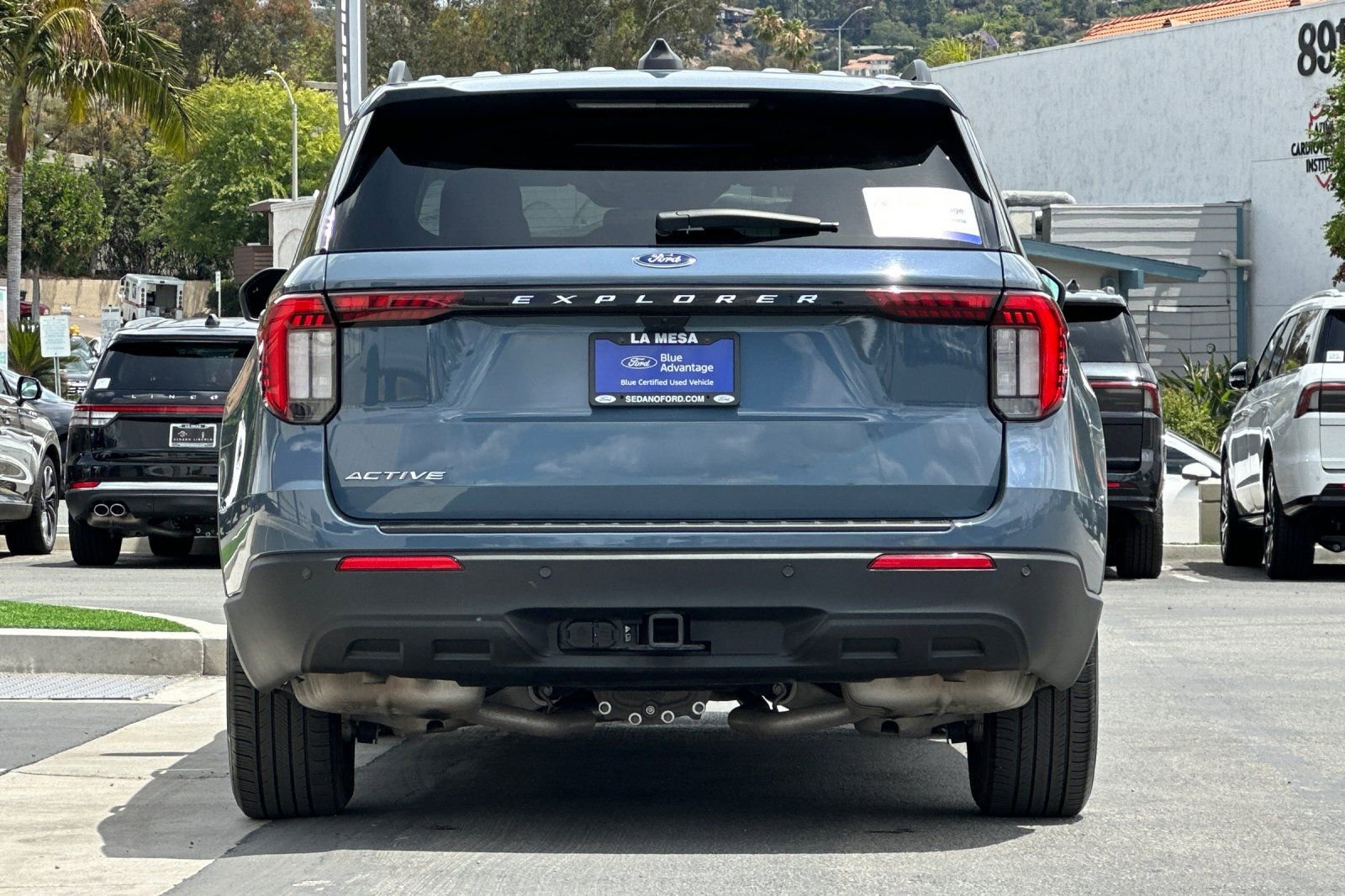 Certified 2025 Ford Explorer Active RWD image 4