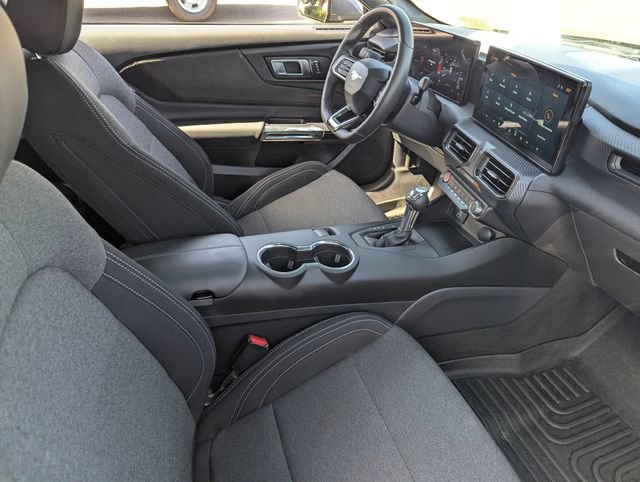 Certified 2025 Ford Mustang Coupe RWD image 16