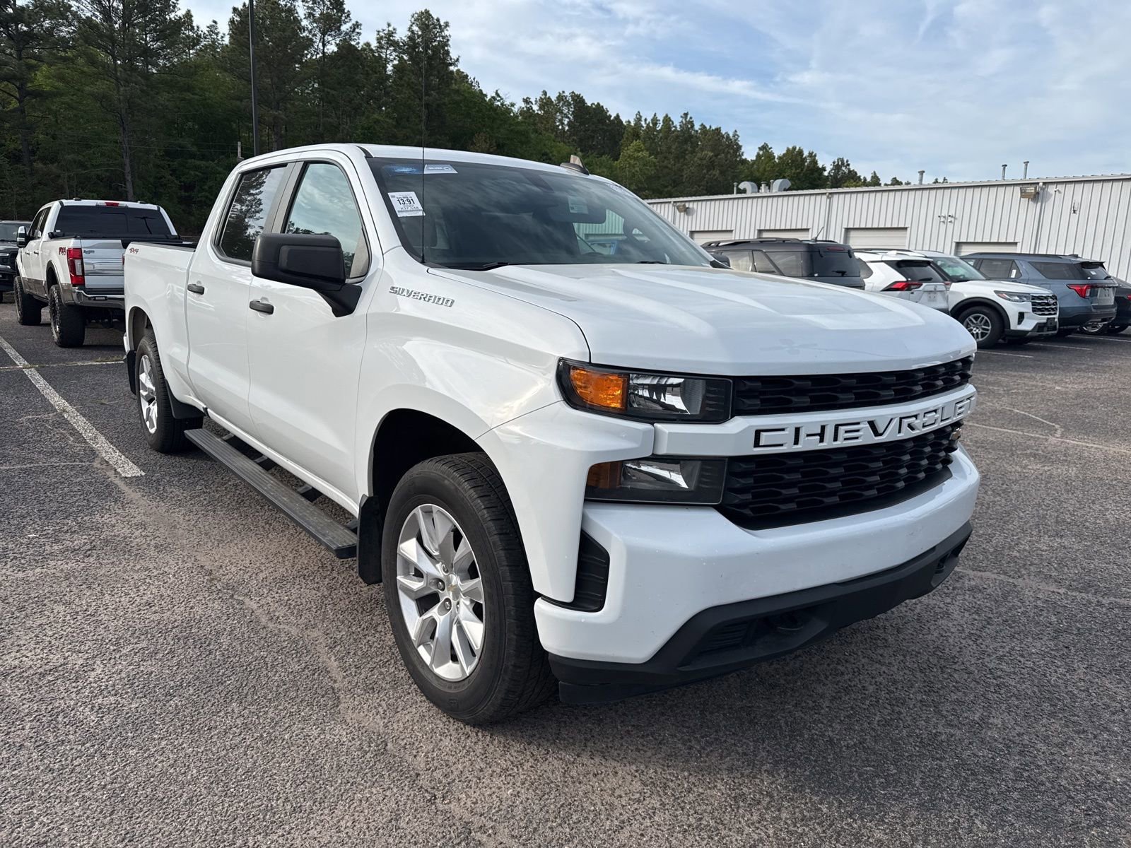 Used 2022 Chevrolet Silverado 1500 Custom image 7
