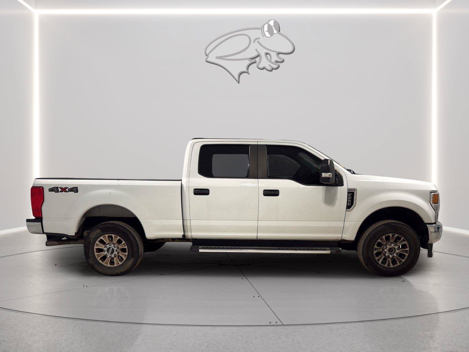 Certified 2022 Ford F250 XL w/ STX Appearance Package AWD/4WD image 7
