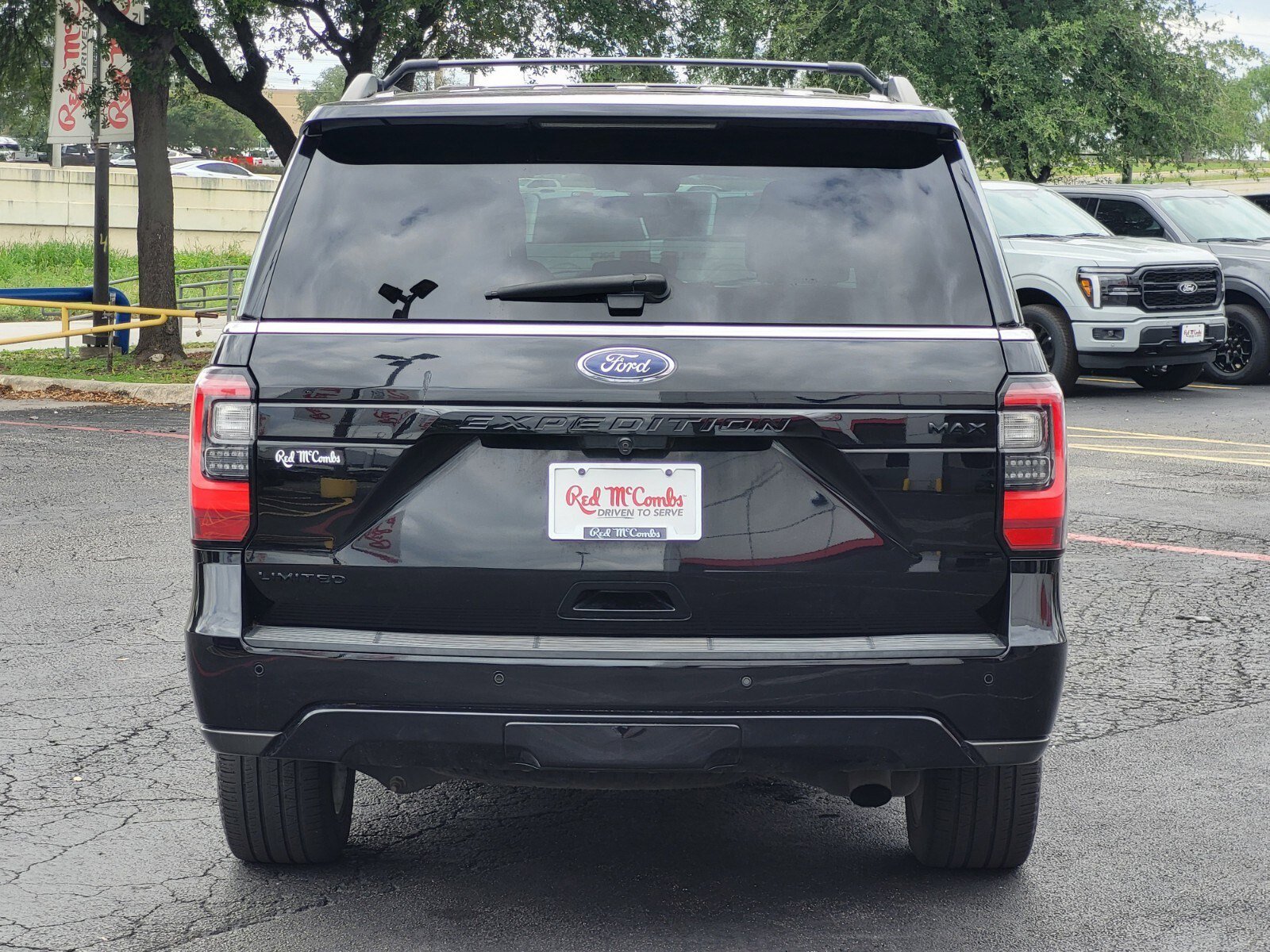 Certified 2021 Ford Expedition Max Limited RWD image 5