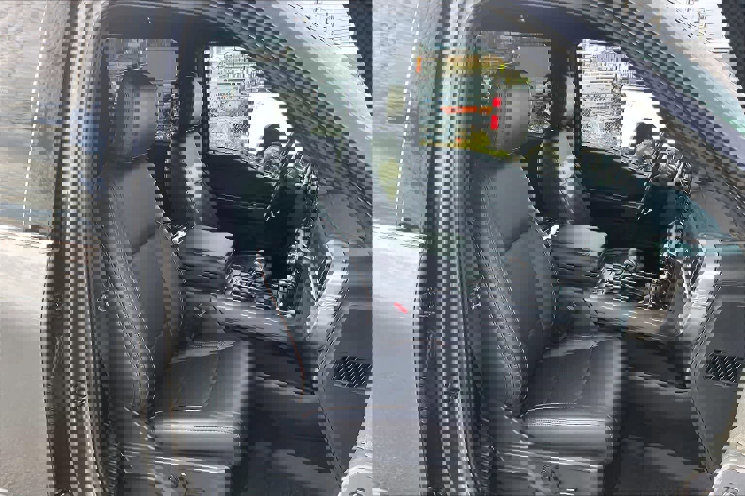 Certified 2025 Ford F150 Lariat w/ Equipment Group 501A Mid AWD/4WD image 15