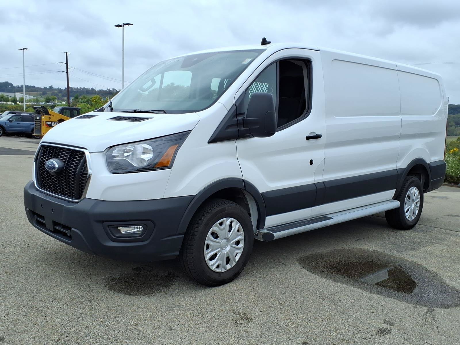 Certified 2025 Ford Transit 250 Low Roof w/ Exterior Upgrade Package RWD image 3