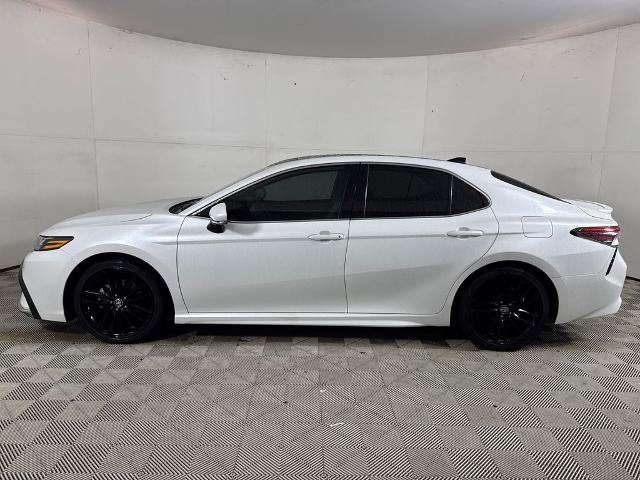 Used 2023 Toyota Camry XSE FWD image 8