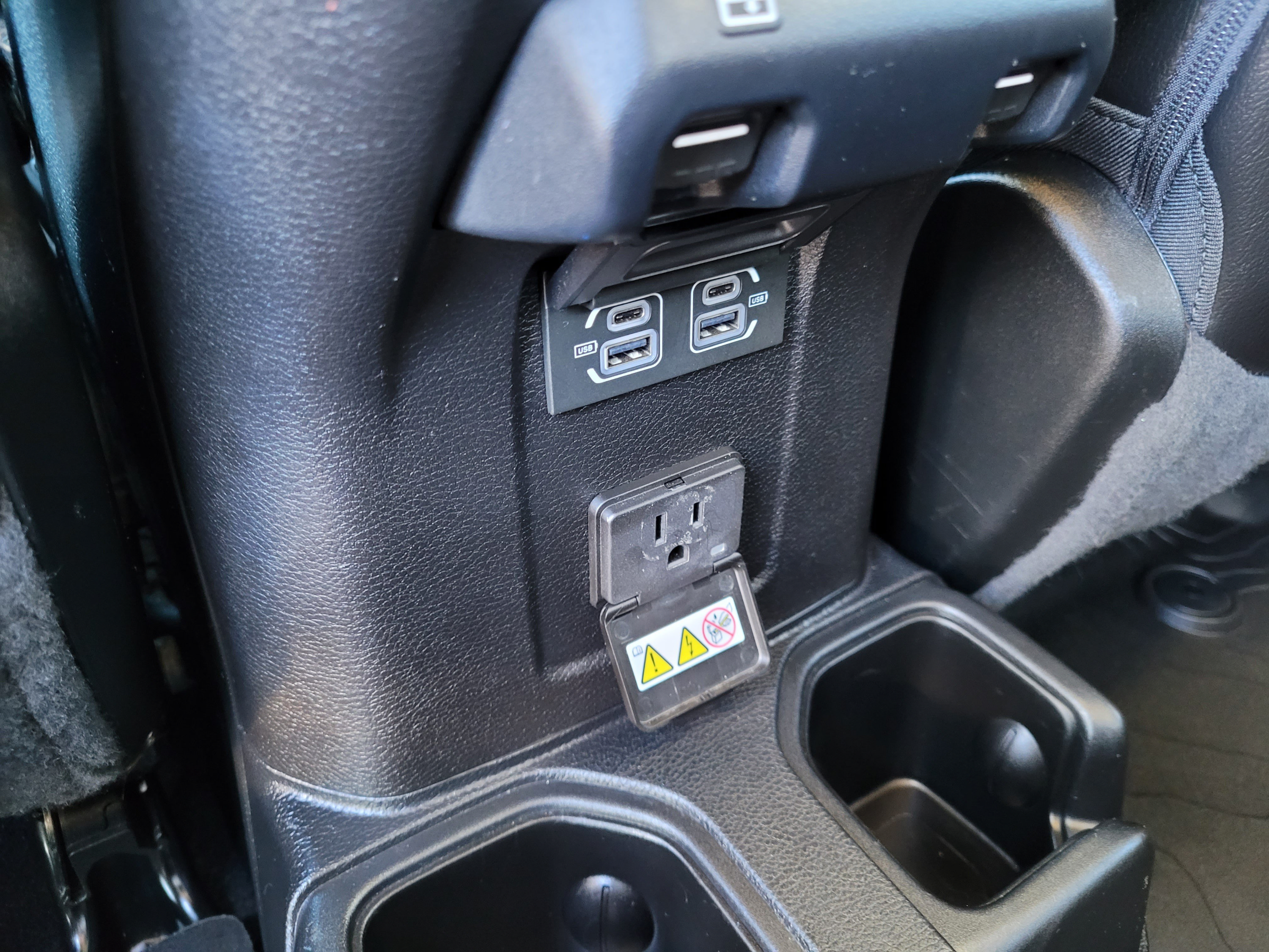 Used 2021 Jeep Gladiator Overland AWD/4WD image 16