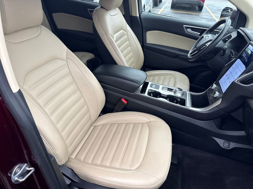 Certified 2024 Ford Edge SEL w/ Convenience Package image 9
