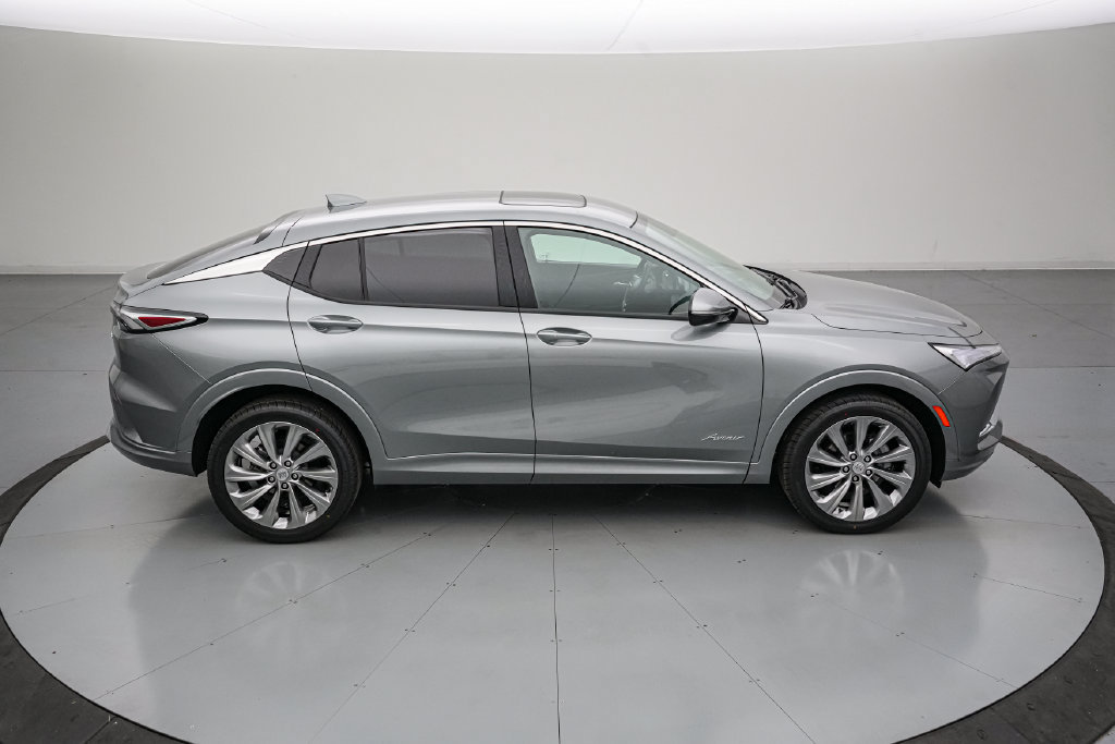 Used 2024 Buick Envista Avenir FWD image 3
