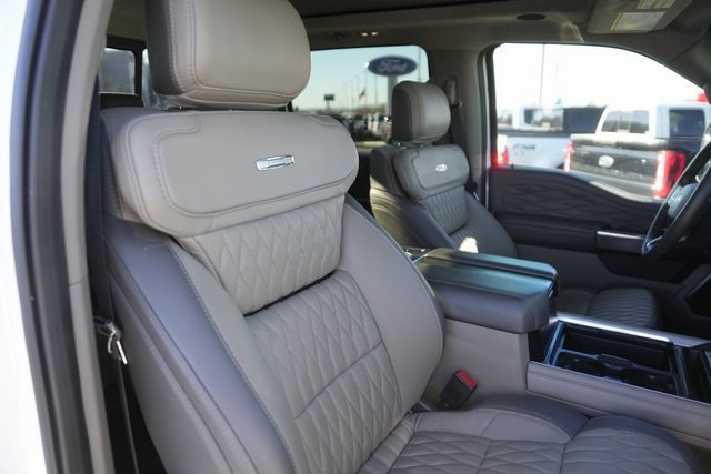 Certified 2025 Ford F250 Platinum w/ Platinum Plus Package image 20