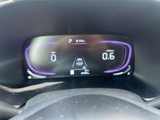 Used 2025 Kia Soul LX w/ LX Technology Package FWD image 21