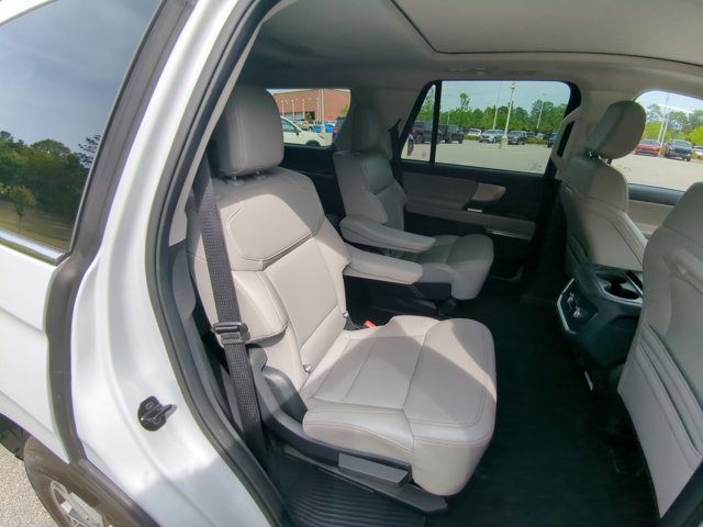 Certified 2025 Ford Expedition Active RWD image 35
