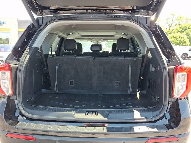 Certified 2023 Ford Explorer XLT w/ Equipment Group 202A AWD/4WD image 29