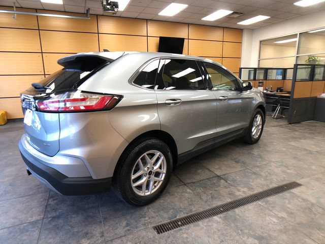 Certified 2024 Ford Edge SEL w/ Convenience Package AWD/4WD image 7