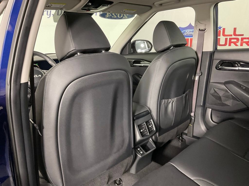 Used 2024 Kia Seltos SX w/ SX Sunroof Package image 15