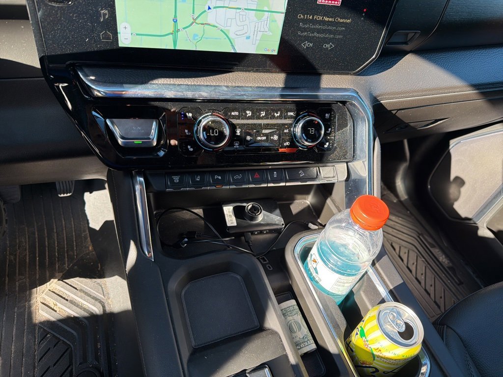 Used 2025 GMC Sierra 2500 Denali w/ Denali Reserve Package image 9