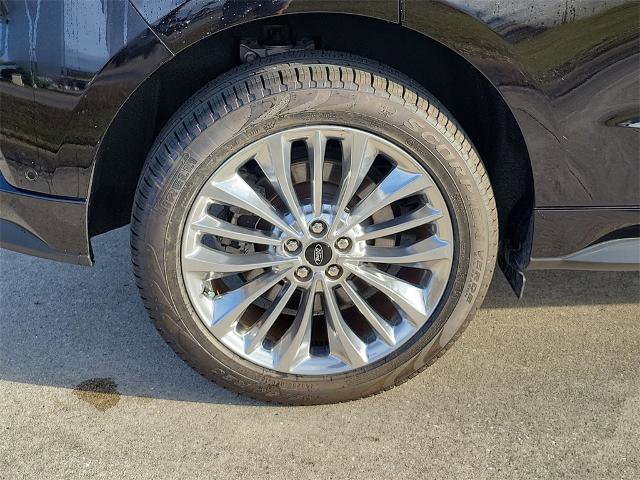 Certified 2024 Ford Edge Titanium w/ Titanium Elite Package image 5