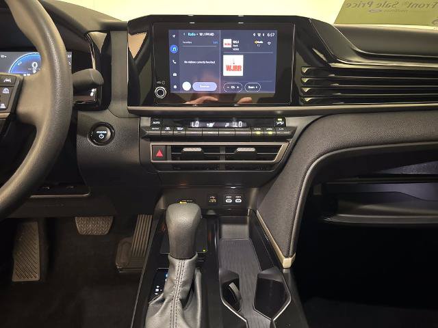 Used 2025 Toyota Camry LE w/ Convenience Package FWD image 24