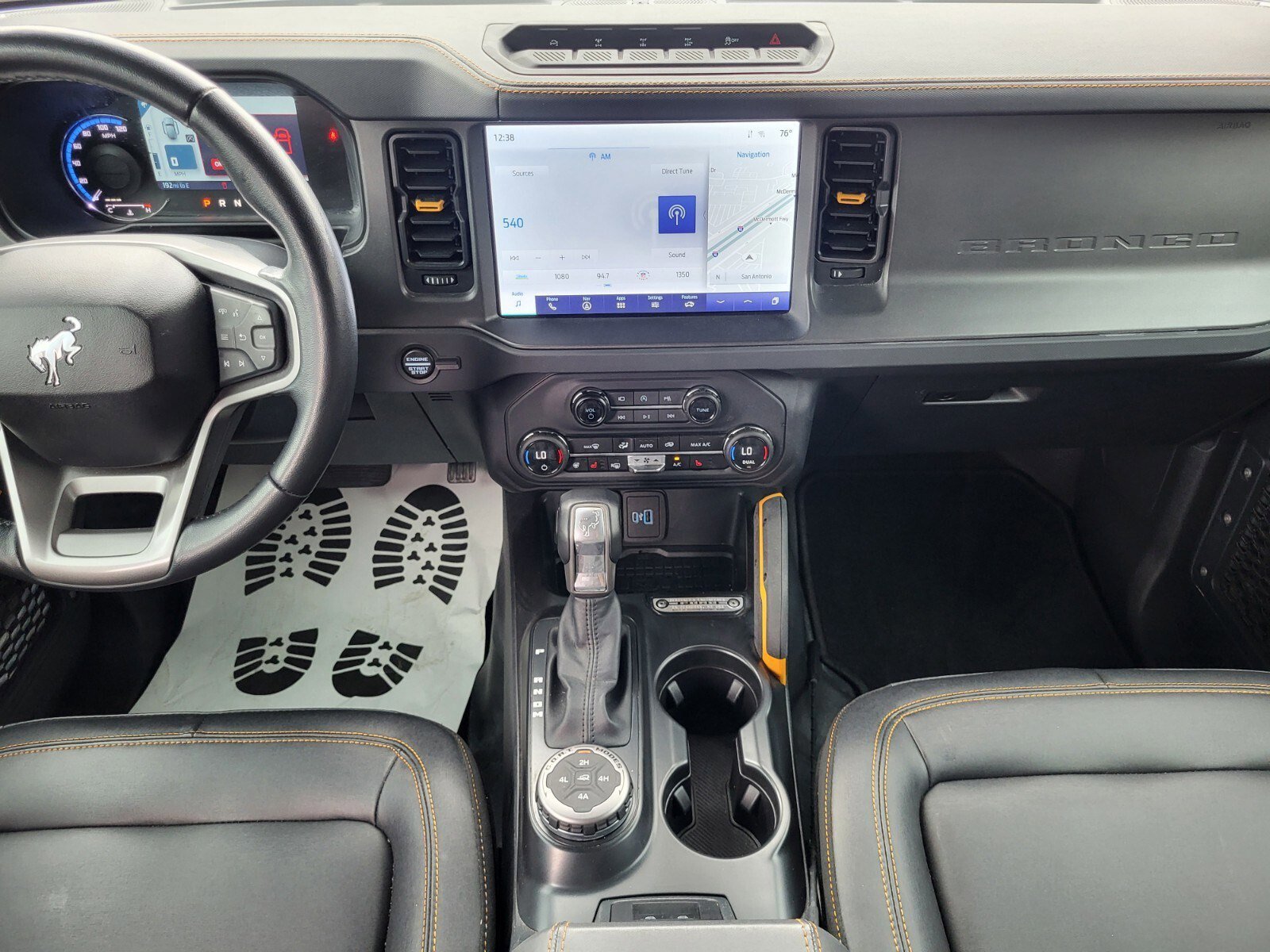 Certified 2024 Ford Bronco Badlands image 16