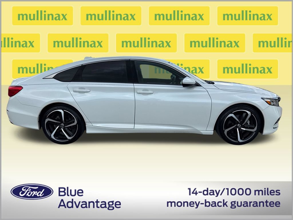 Used 2019 Honda Accord Sport image 2