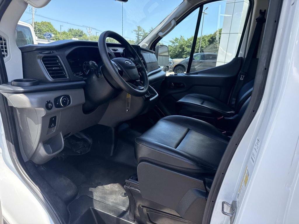 Certified 2023 Ford Transit 250 Medium Roof RWD image 15