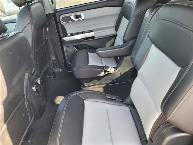 Certified 2023 Ford Explorer XLT w/ Equipment Group 202A AWD/4WD image 10