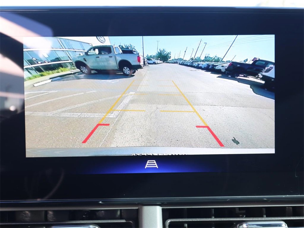 Used 2025 Chevrolet Trax RS w/ Driver Confidence Package image 9