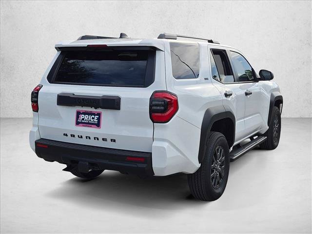 Used 2025 Toyota 4Runner SR5 AWD/4WD image 5